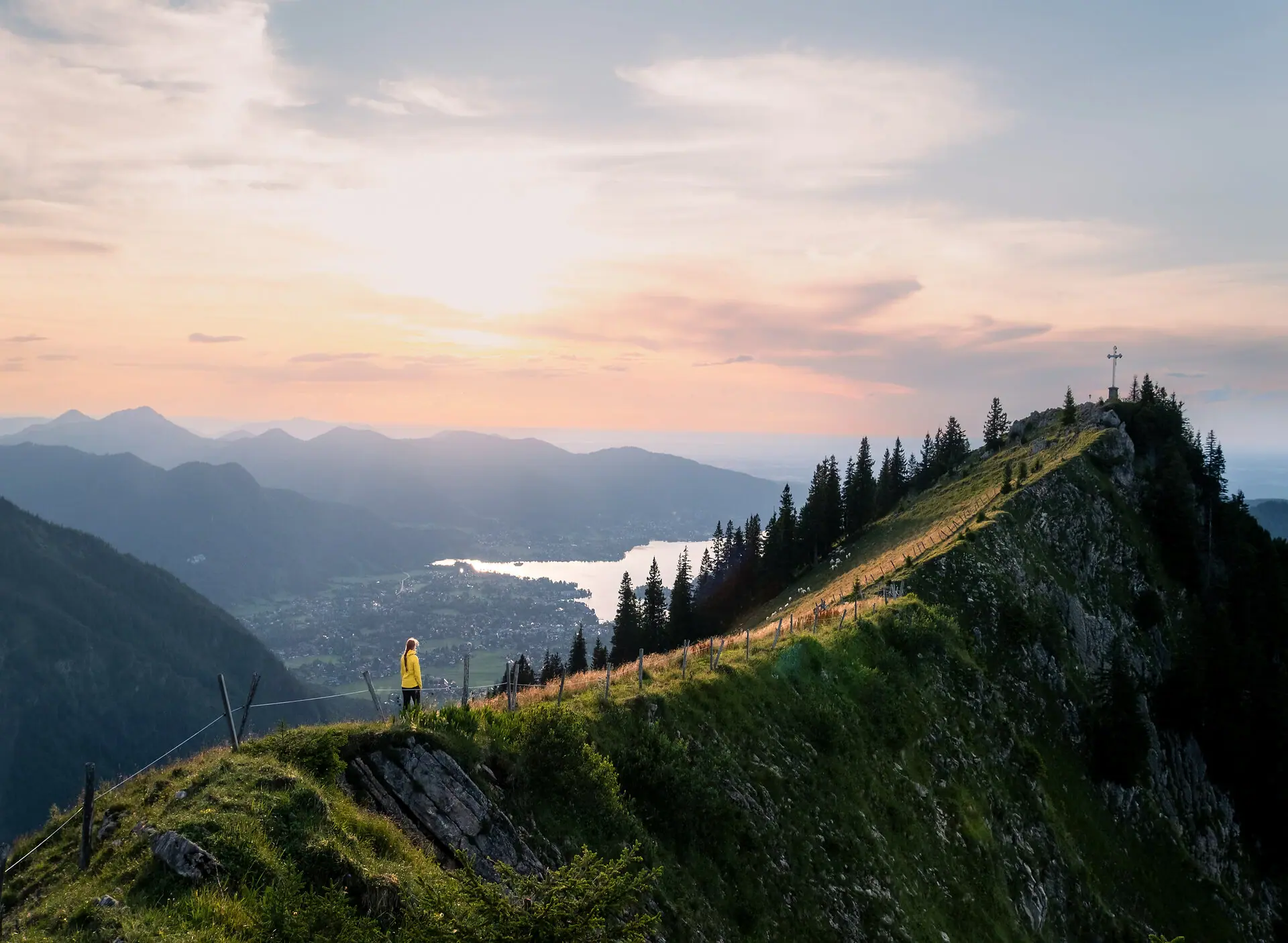 Bergkulisse Tegernsee Bergblick auf den Tegernsee